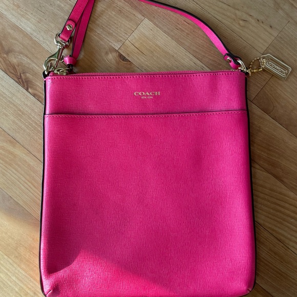 Coach Pink Crossbody Bag - Picture 7 of 9